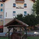 Bitoraj Hotel