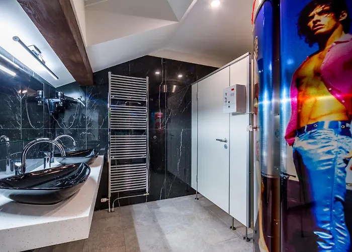 Bitoraj 4* 弗济内